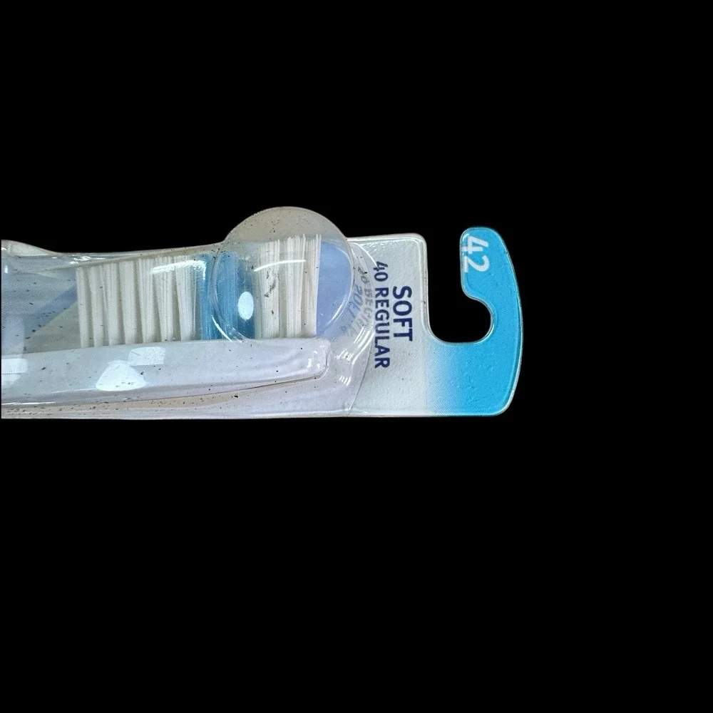 Oral B‎ Toothbrush Advantage Angle 40 SOFT Vintage 1998
